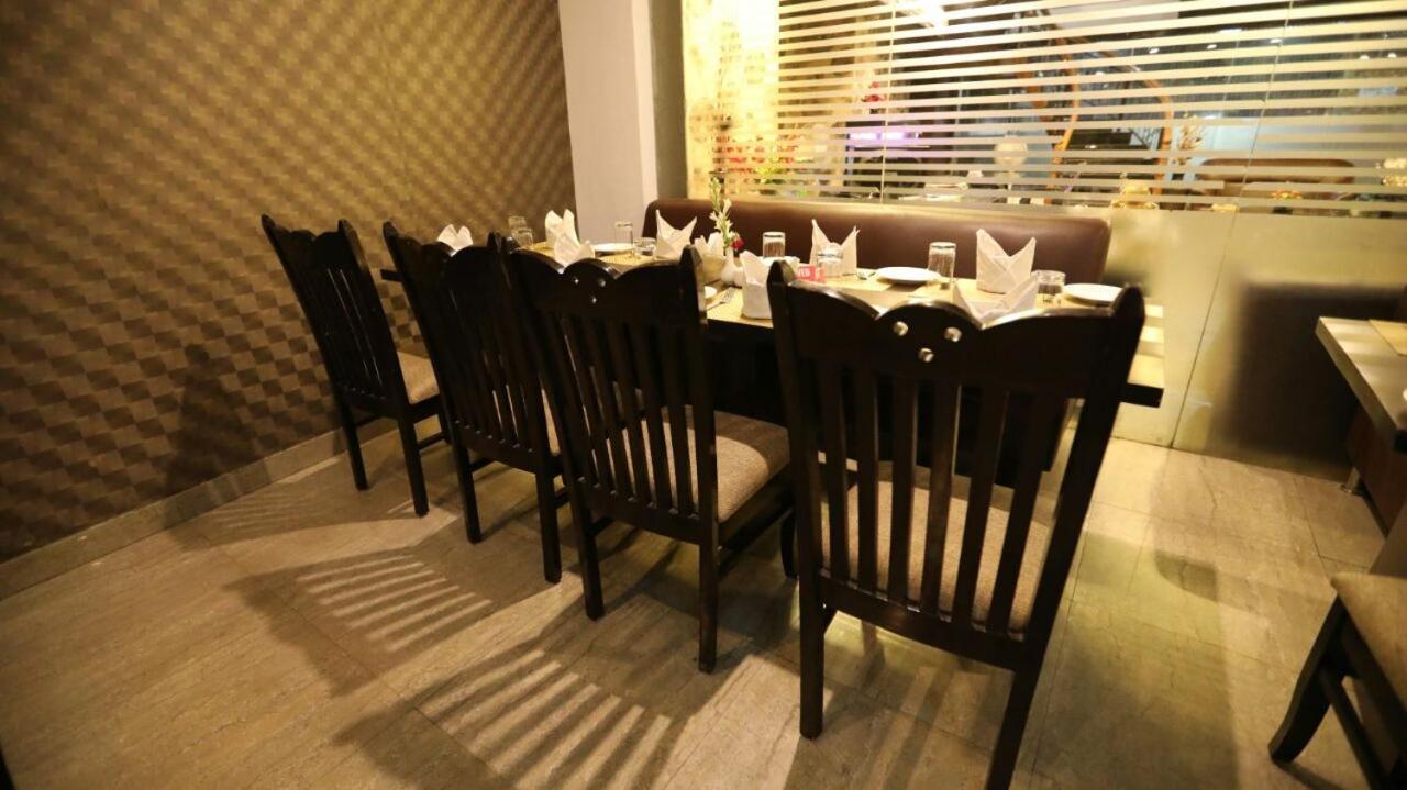 Vijay Paradise Lucknow Dış mekan fotoğraf